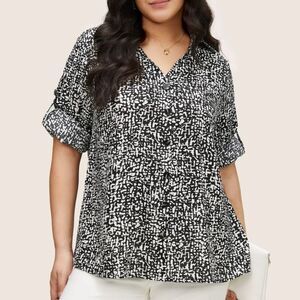 BLOOM CHIC Geometric Shirt Collar Button Through Tab Sleeve Blouse Size 18-20